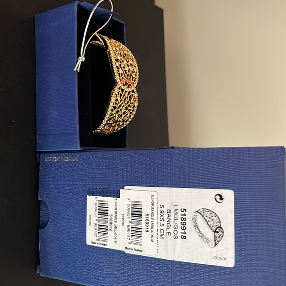 Brand New Elinor Bangle - Picture 5 of 6